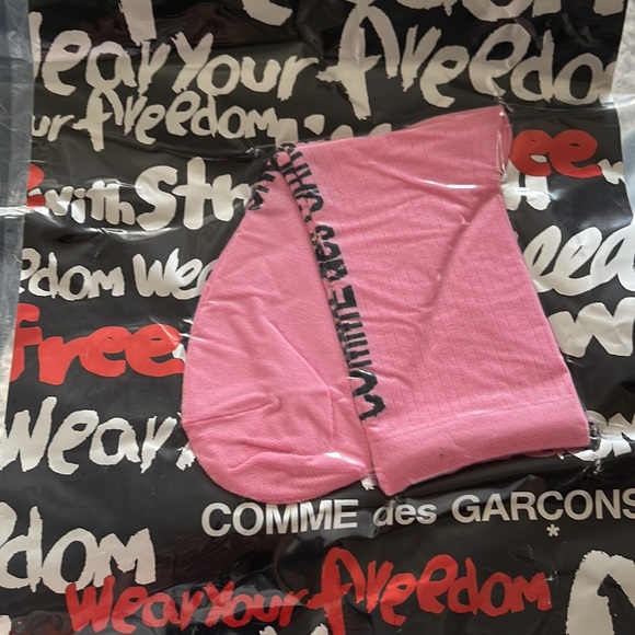Comme des garçons Socks -PINK - Picture 3 of 3